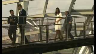 Day 2 - Her Majesty&#39;s Diamond Jubilee Tour by The Duke and Duchess of Cambridge