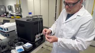 Video 3 Connecting LC-UV Fluid Lines