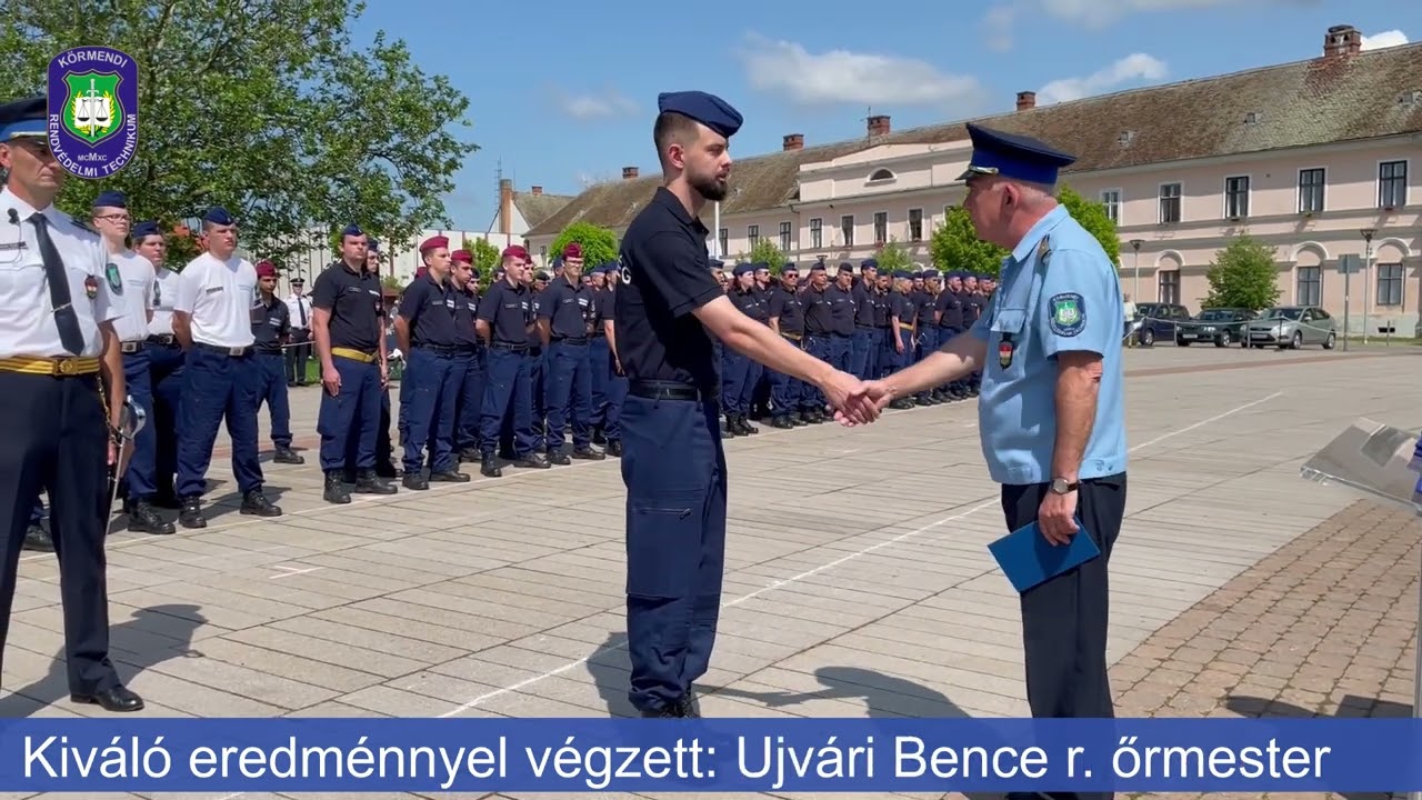 Körmendi Rendvédelmi Technikum rendőri eskütétel és kibocsátó