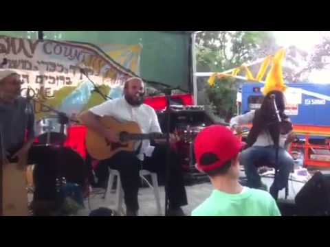 Vedeya - Shlomo Katz - Succos Moshav Fair - 2013