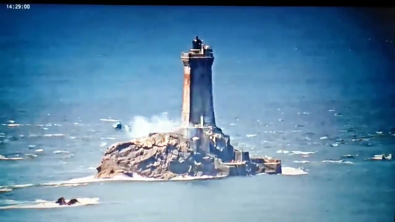 Helicopter pilot amazing recovery, which prevented the crash