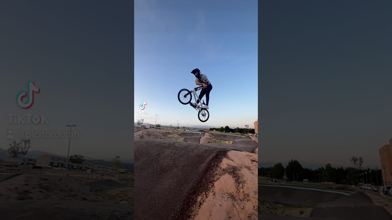 JUGANDO EN EL PUMPTRACK 