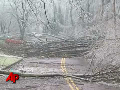 Ice Storm Freezes New England - YouTube