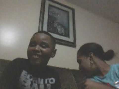Girl giving sloppy toppy to me and lil rey - YouTube