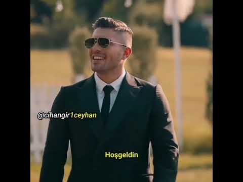 Cihangir Ceyhan – Sandalyeler Giyinikmi