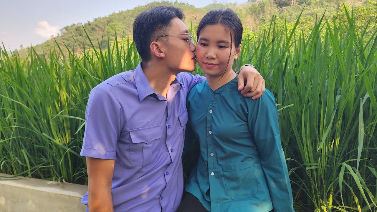 Prosecutor Ngoc's first kiss for young girl Ly Tu Lindan