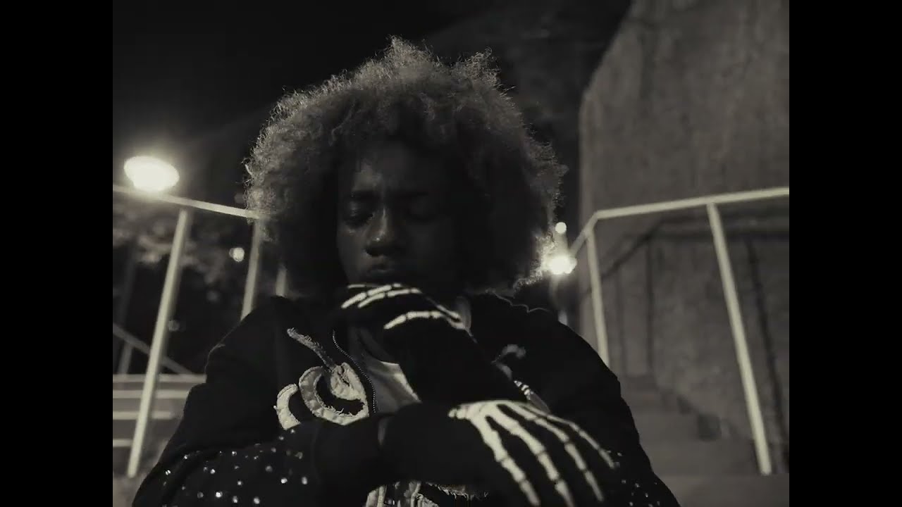 Obejrzyj Fresco Trey - Falling (Official Music Video) w YouTube Obejrzyj Fresco Trey - Falling (Official Music Video) w YouTube