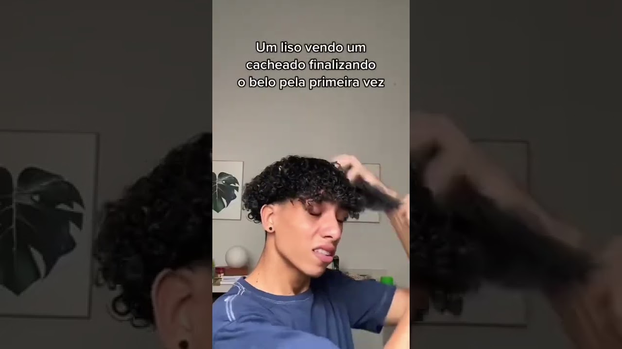 UM LISO VENDO O CACHEADO FINALIZAR O CABELO 🤡🤣