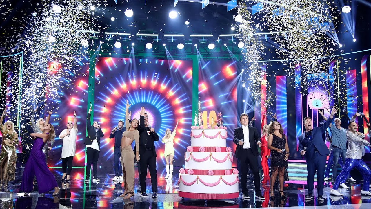 La fantástica ‘Fiesta’ para homenajear a Raffaella Carrà - Tu Cara Me Suena