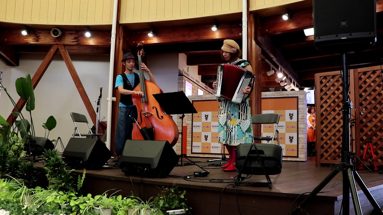 ウミネコ楽団 @BOOK GARDEN FES in 千里住宅公園 YouTube