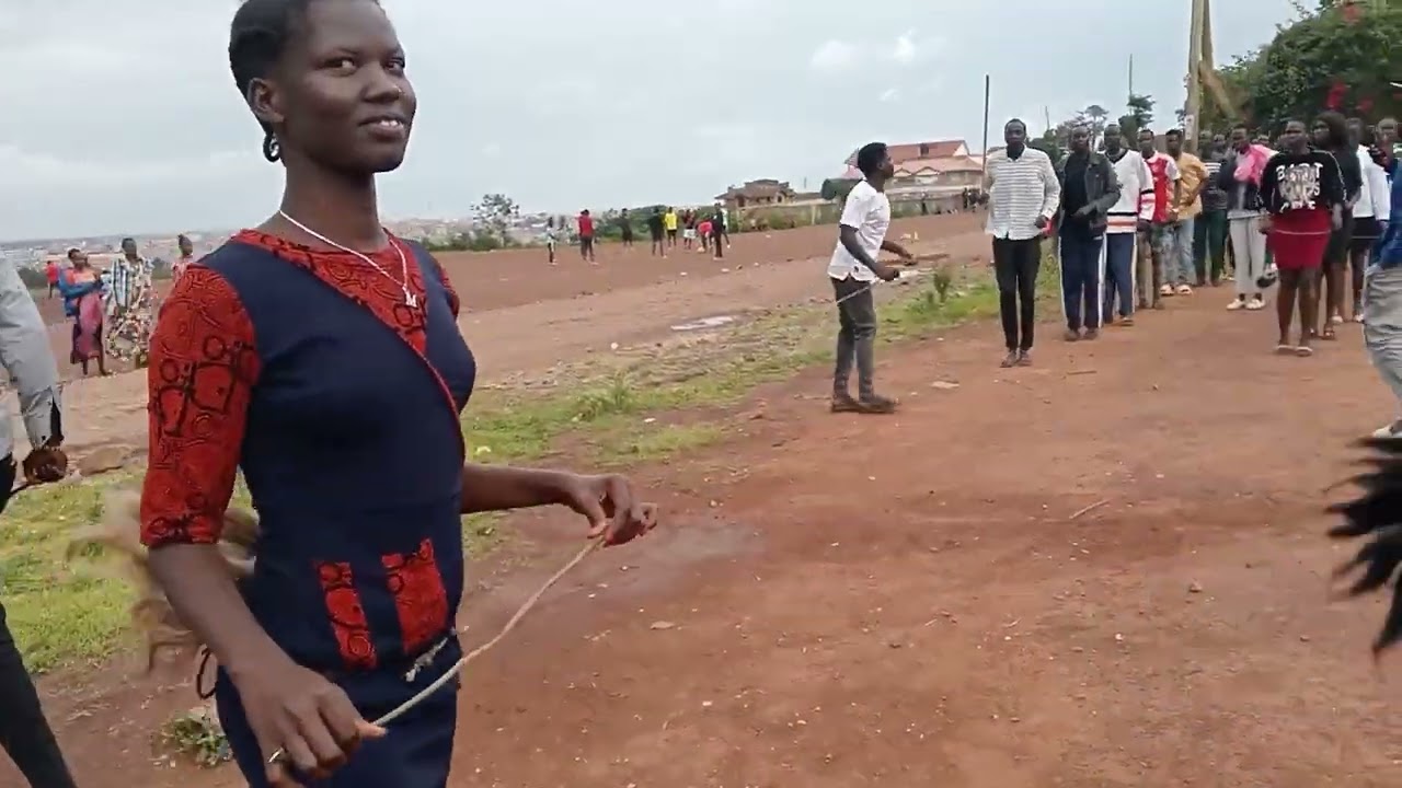 Panaruu traditional dance