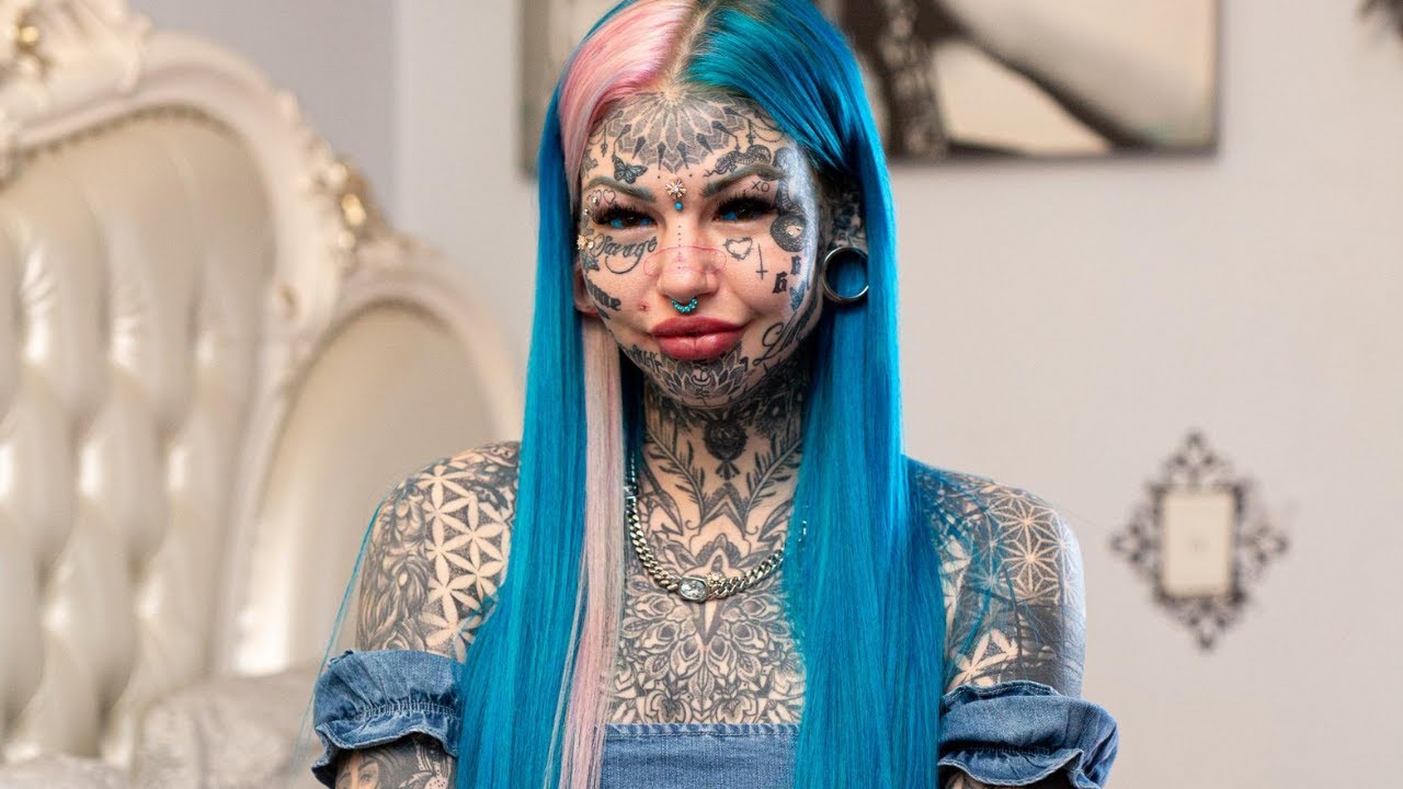 WATCH: ‘I cried blue tears’ Model loses sight after inking