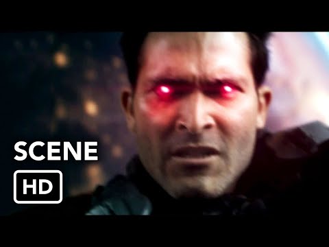 Superman & Lois 1x01 Fight Scene (HD)