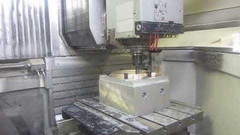 5 axis VMC DECKEL MAHO DMC 60 T