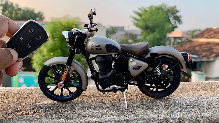 The New Royal Enfield Classic 350 Miniature - Gunmetal Grey Scale Model 1:12 [ Unboxing ]