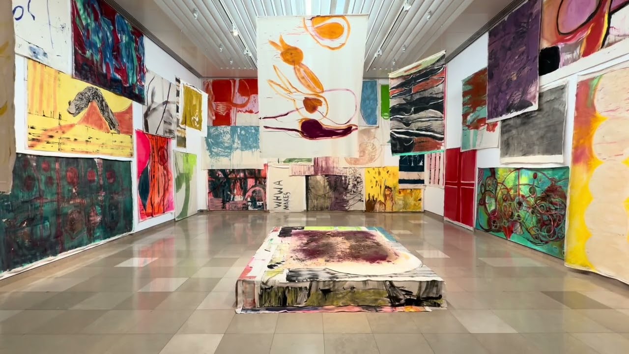 Exposition “Vivian Suter, Disco”. Musée d'Art Contemporain, Nîmes