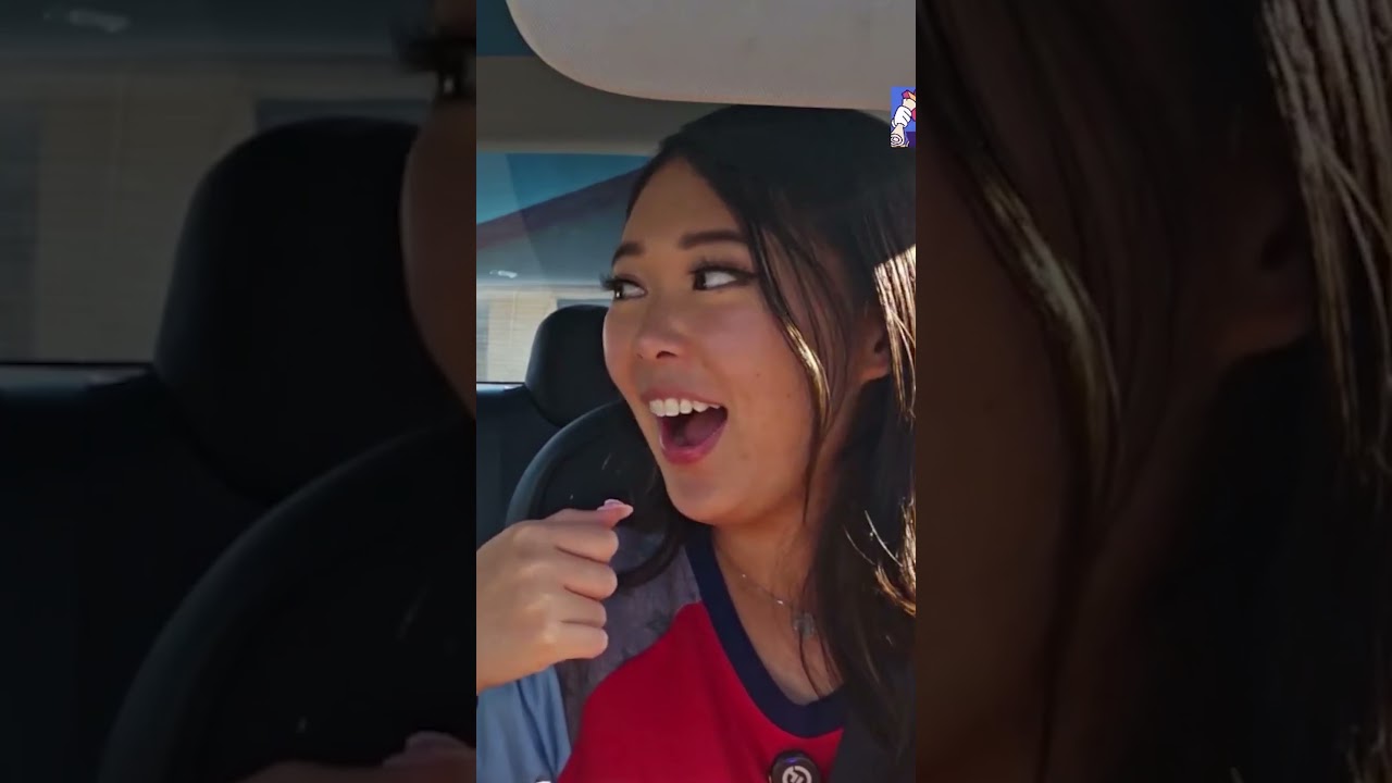 Aussie tries America's best sauce invention....?