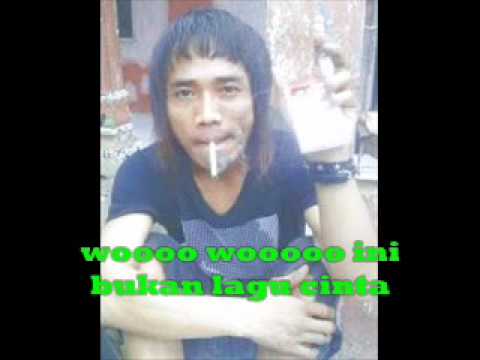 7 kurcaci-ini bukan lagu cinta(lirik)by ian tewas sebelum wafat.wmv