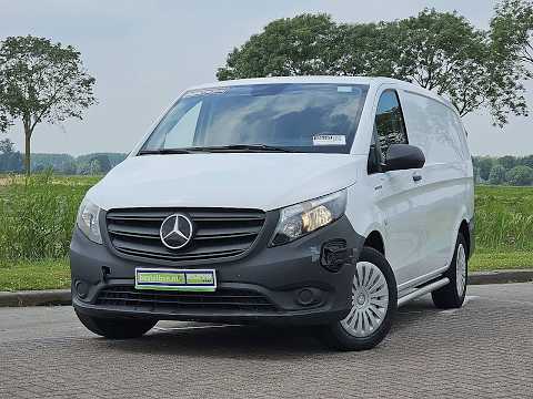 Film: Mercedes-Benz EVITO 66Kwh Wltp 292 kms — 2022 — prezentacja pojazdu