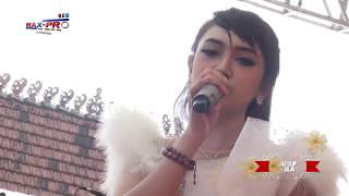 Aku Takut - Voc. Jihan Audy  Rollysta Brow [COVER]