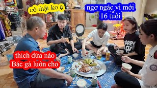 Về Nhà Ăn Cơm Bác Trai Bảo Lấy Bớt Một Đứa Hộ Bác...