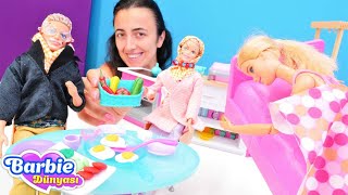 Barbie oyunları. Barbie uyuya kalınca Sevcan, onun Ninesi ve Dedesi için kahvaltı hazırlıyor