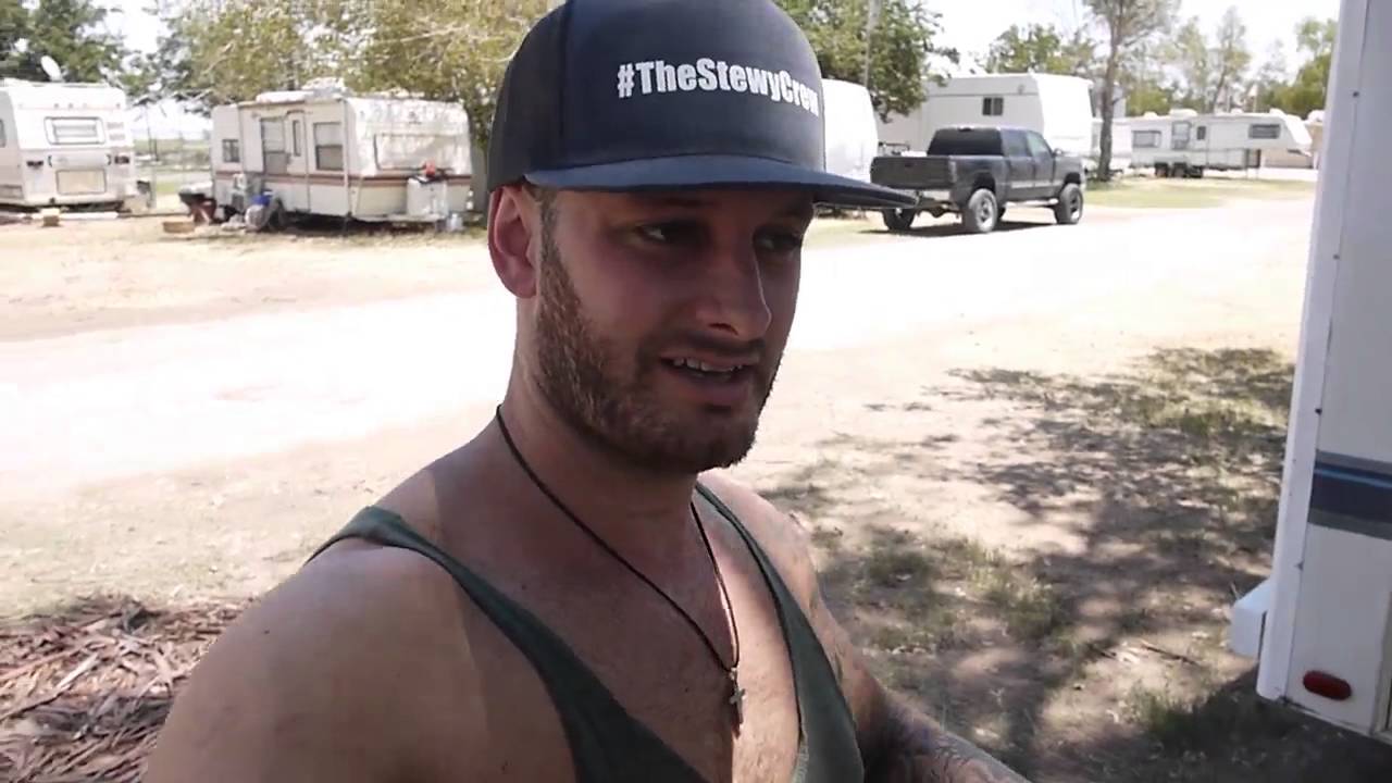 LIVING IN THE DESERT HEAT IN AN RV MOTORHOME VAN!