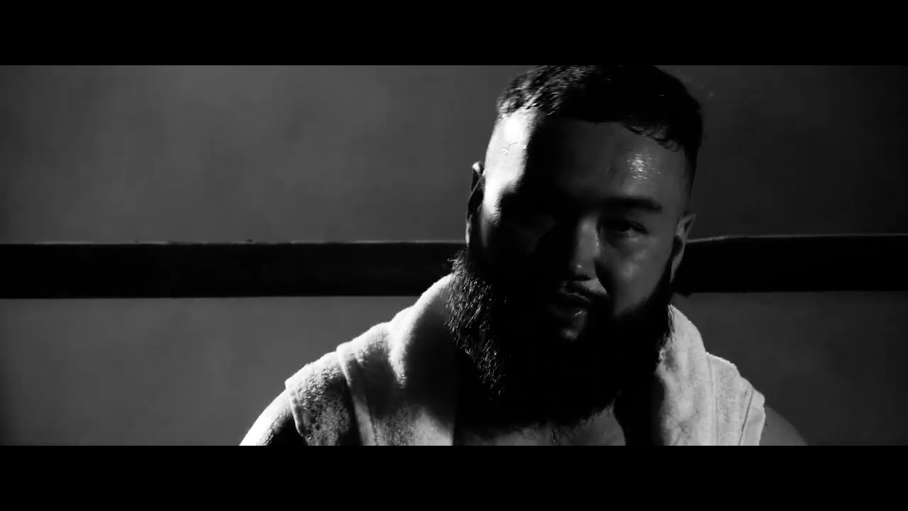 Mira BIG AL - MIDNIGHT SHADOWS en YouTube Mira BIG AL - MIDNIGHT SHADOWS en YouTube