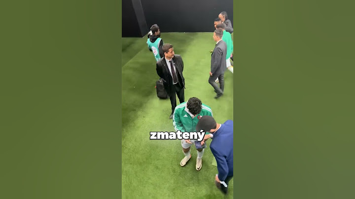 Tohle byste od toho fotbalisty nečekali! ⚽😱