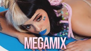 Miniatura del video "Melanie Martinez - Megamix (Cry Baby)"