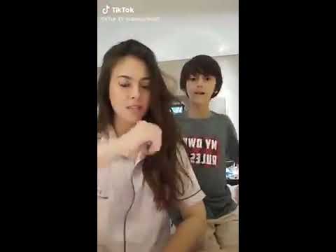 TIK-TOK Goyang Hot terbaru 2020