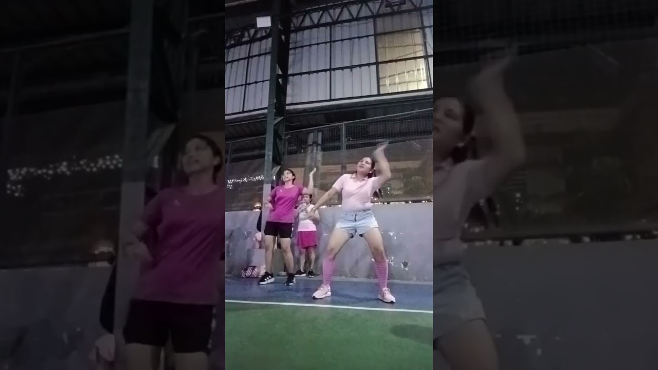 It's time to zumba pink on top part 2@Michelle-h8o9o 