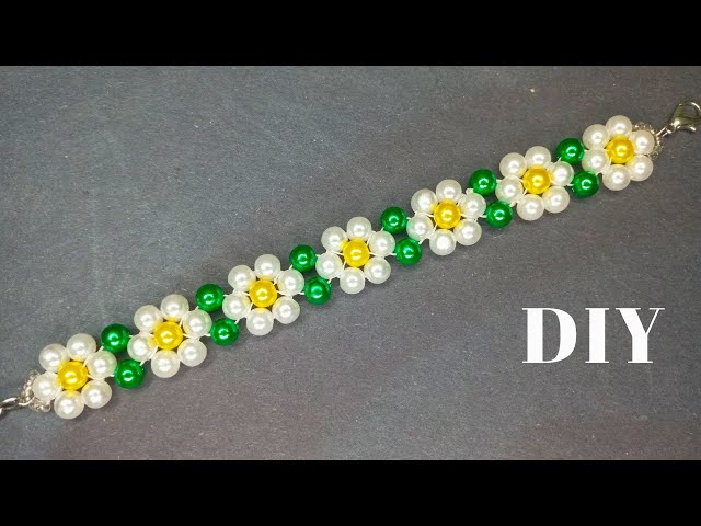 How to make a DAISY CHAIN flower bracelet