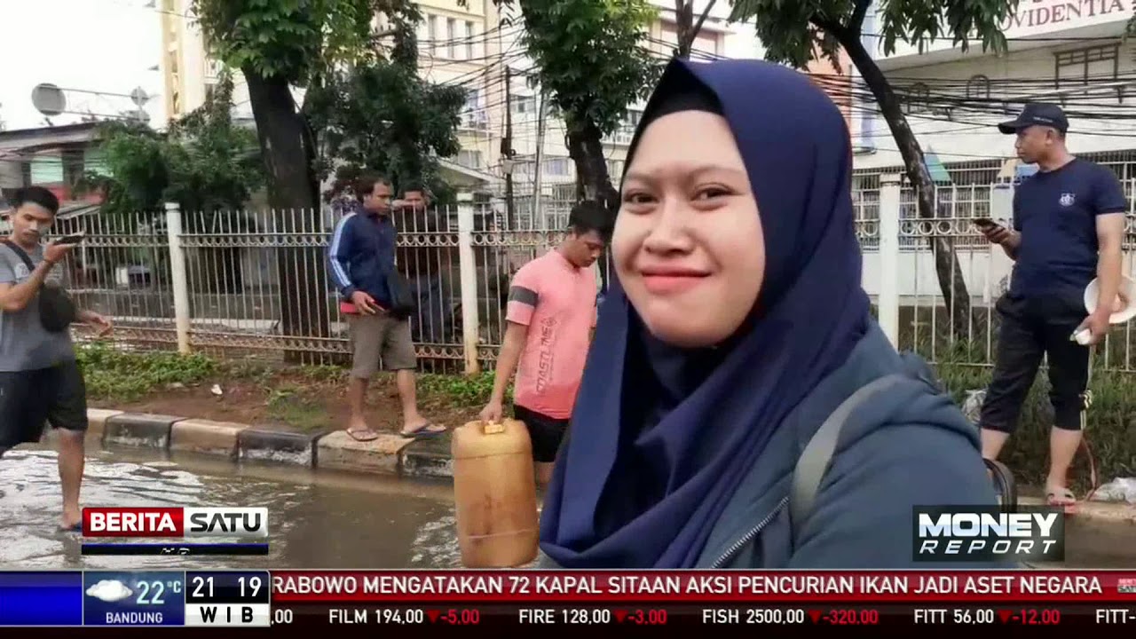 Pusat Grosir  Mangga  Dua  Tutup Akibat Banjir YouTube