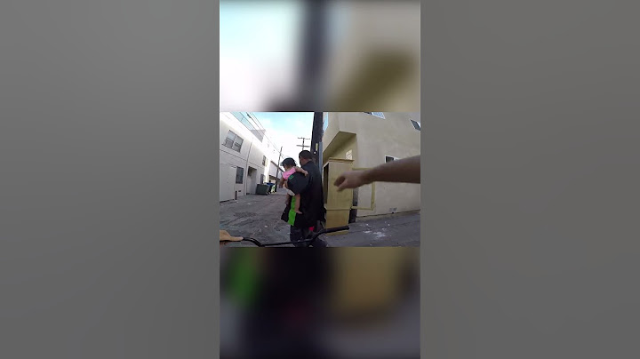 Almost Crashed Into A Gang Member In Compton Riding BMX 😵