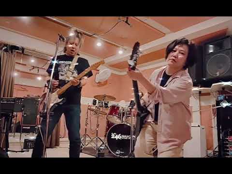 ROADSIDEBABIES   critical mistake (NECKDEEP)