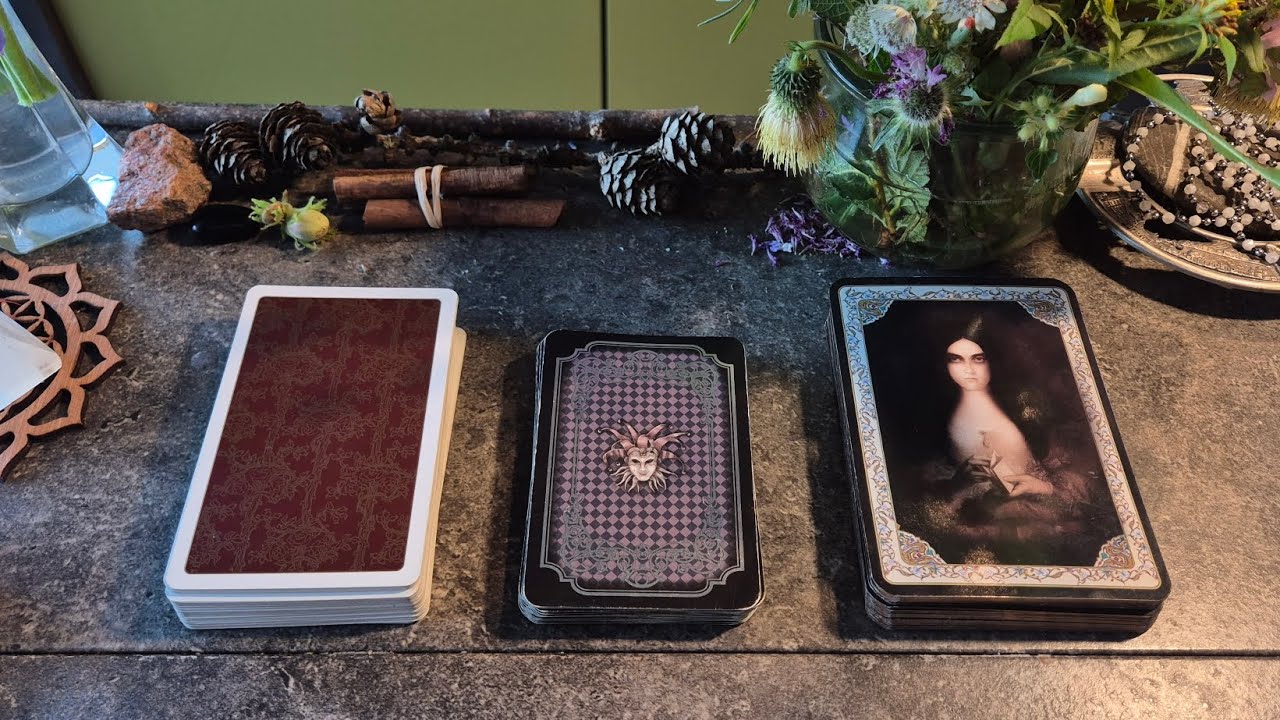 Što/Tko iz vašeg života treba izići,  a Što/Tko treba ući? Intuitivno tarot čitanje