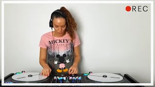 DJ Lady Style - Challenging myself, 40 Tracks in 3'30 chords