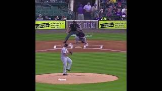 Umpire gets hit in the balls! tigers pitcher throws at an umpires
crotch and catcher misses it hits him crotch! scnottop10