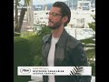 Pierre Niney acclamé lors du photocall d'HISTOIRES PARALLÈLES