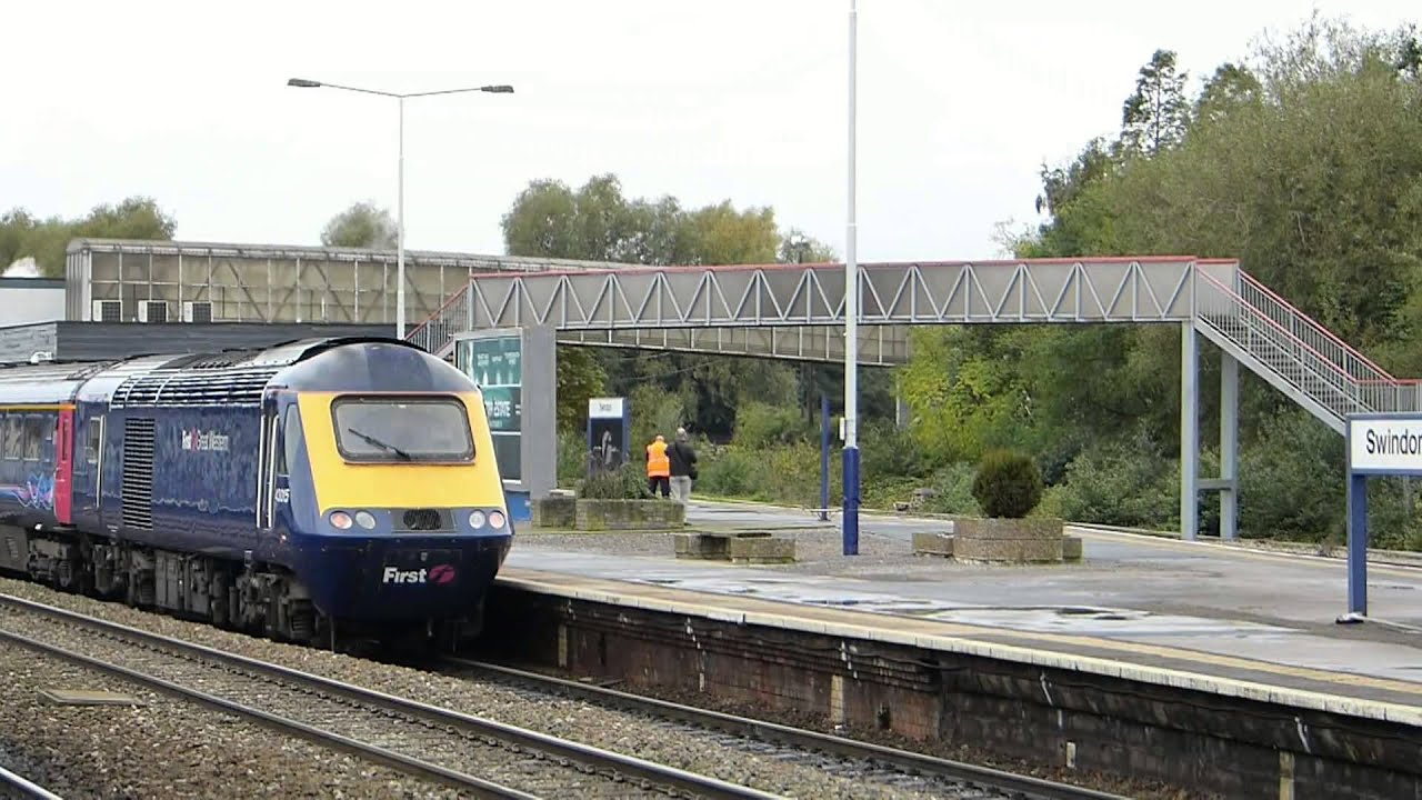The Cotswold Explorer passing Swindon YouTube