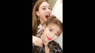 Download lagu TWICE x VINKLE ♥ (트와이스 x 빈글) MP3 Download lagu TWICE x VINKLE ♥ (트와이스 x 빈글)