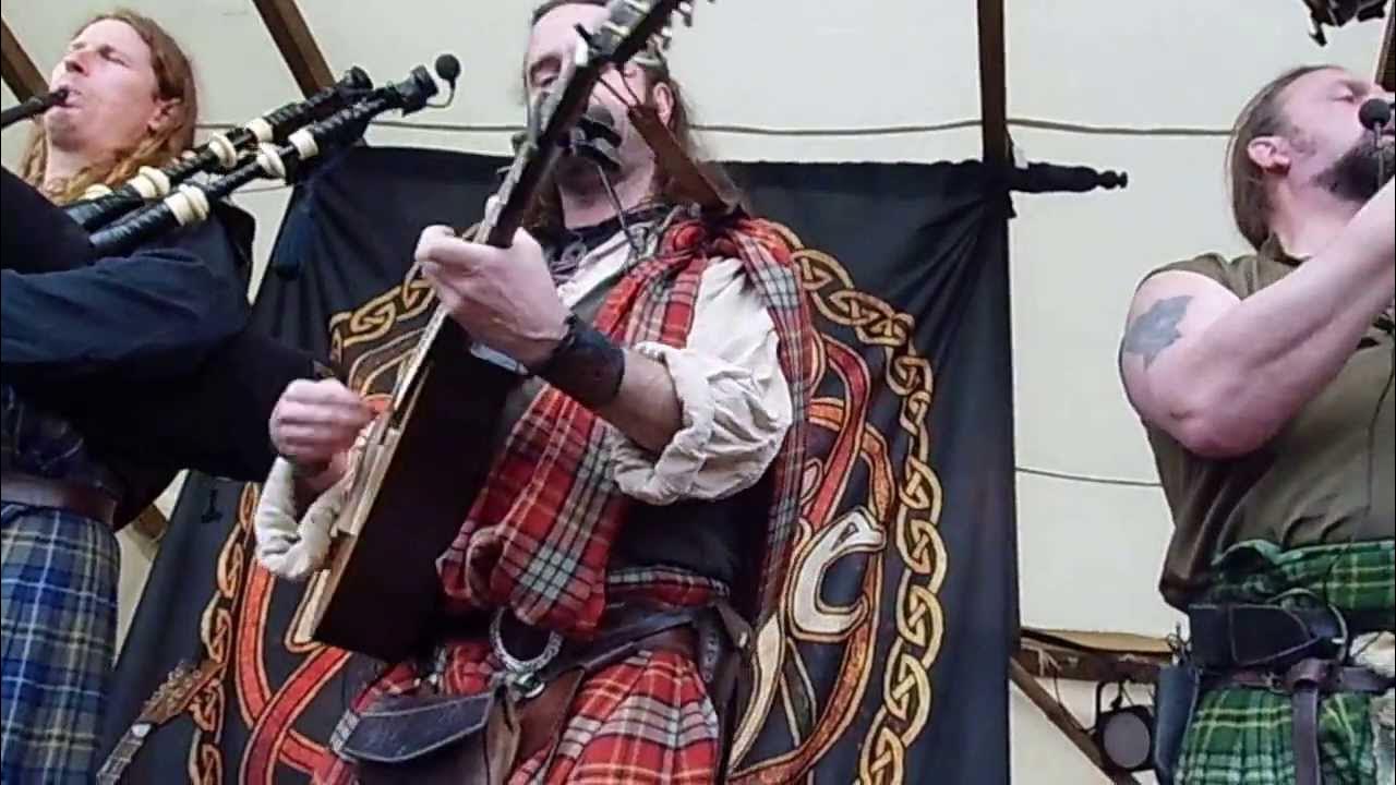 March of King Laois Rapalje + Clan Mac Beth Pipe Band Groningen March of King Laois Rapalje + Clan Mac Beth Pipe Band Groningen