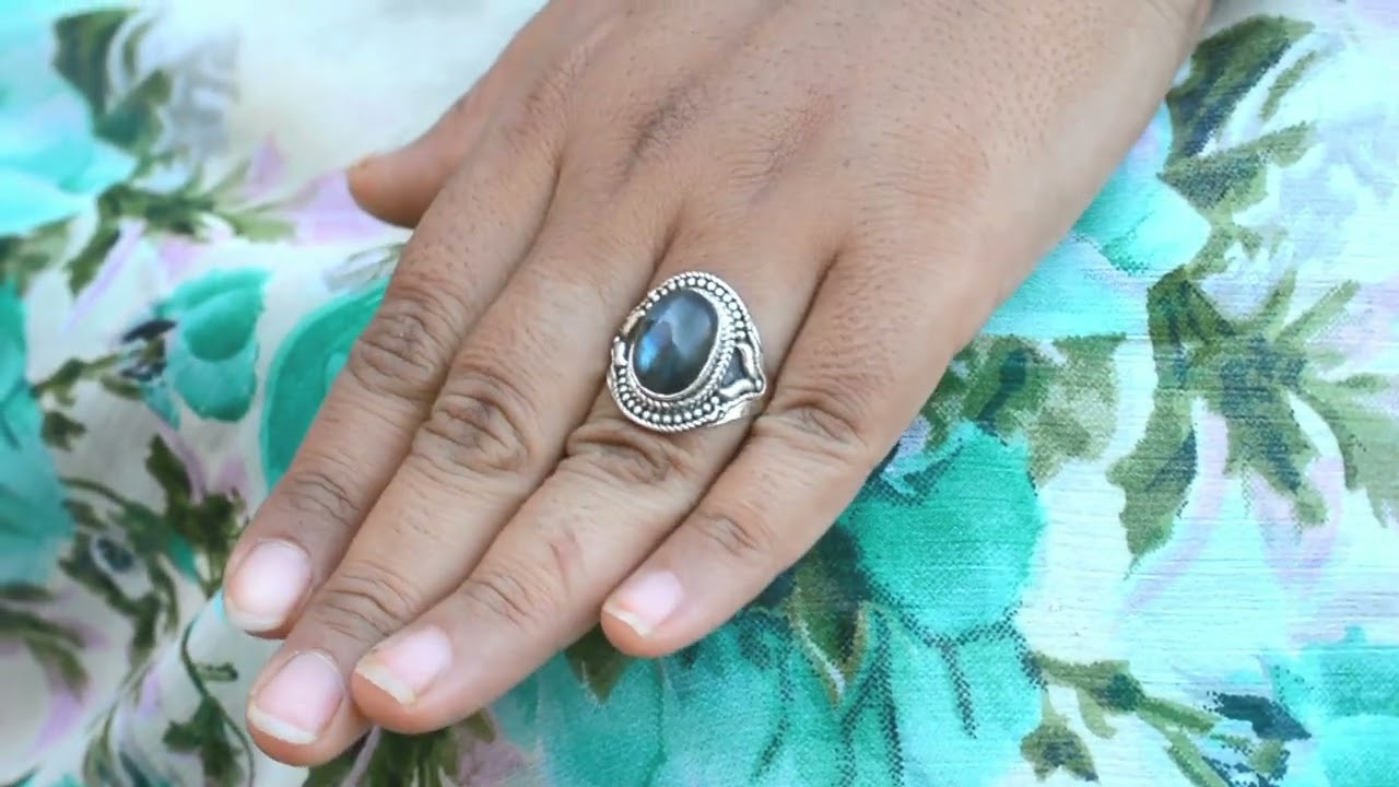 Labradorite Ring Blue Fire Labradorite Dainty Ring Gemstone - Etsy | Women  rings, 925 silver rings, Gemstone rings