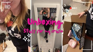 Unboxing stuff for my cruise💕