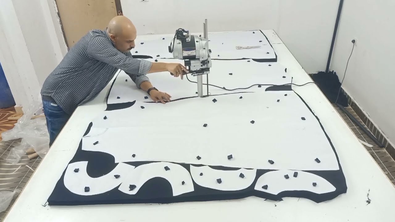 تعليم طريقه قص القماش بلمقص الكهرباء بحتراف