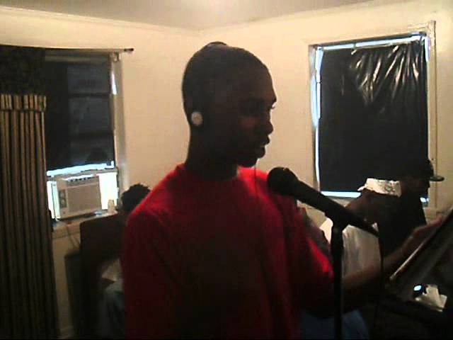 Mira S.M.E Money Gang- Flossin(Studio Performance) en YouTube Mira S.M.E Money Gang- Flossin(Studio Performance) en YouTube