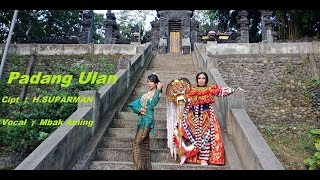 Video thumbnail of ""Padang Ulan" Lagu Osing Khas BANYUWANGI (COVER) By Mbak Aming"