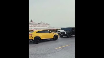 Thumbnail of G class G63 vs Lamborghini urus 🤔