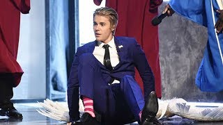 Justin Bieber Tripping and Falling Compilation Resimi